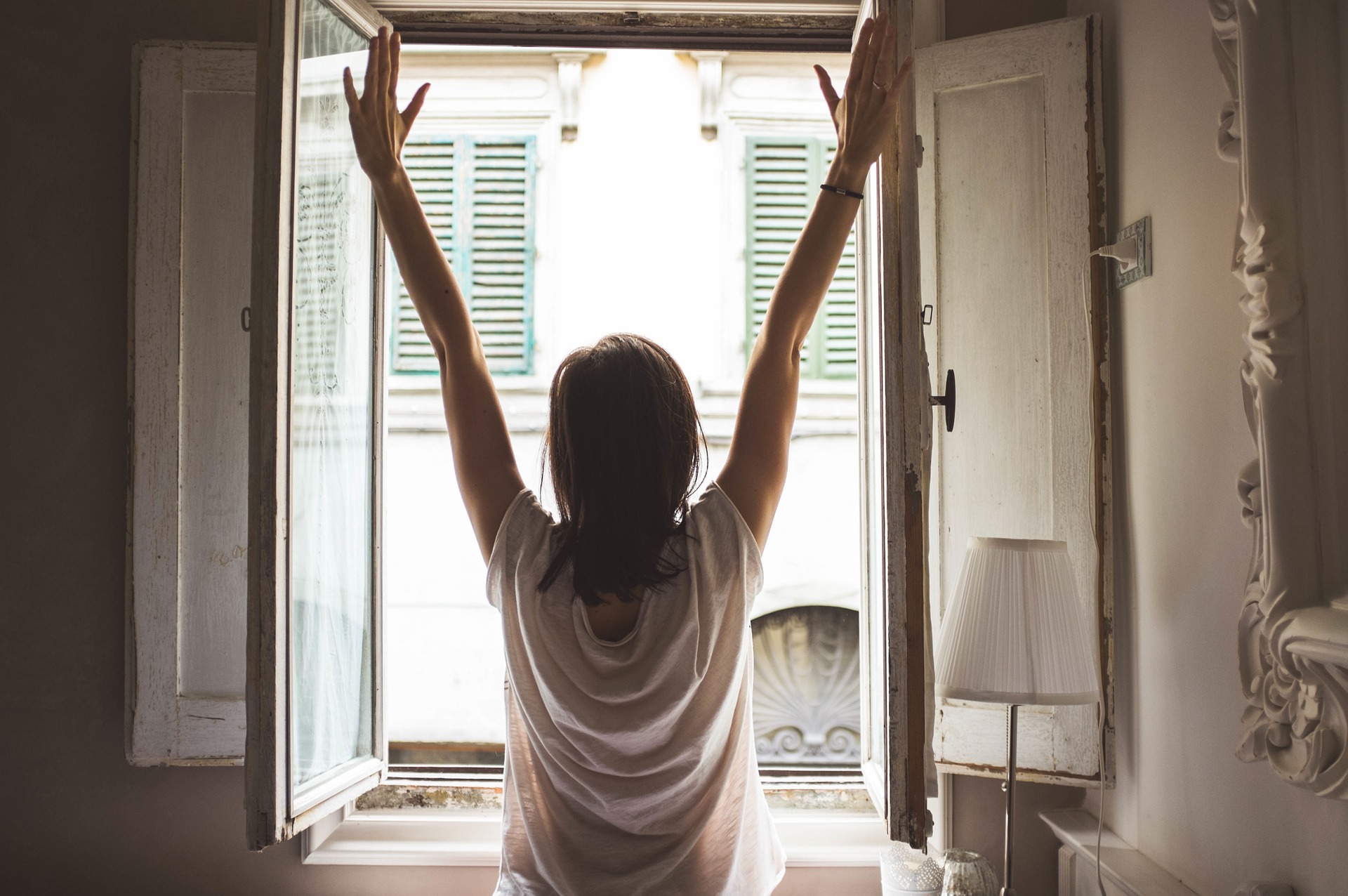 5 easy ways to improve your mornings
