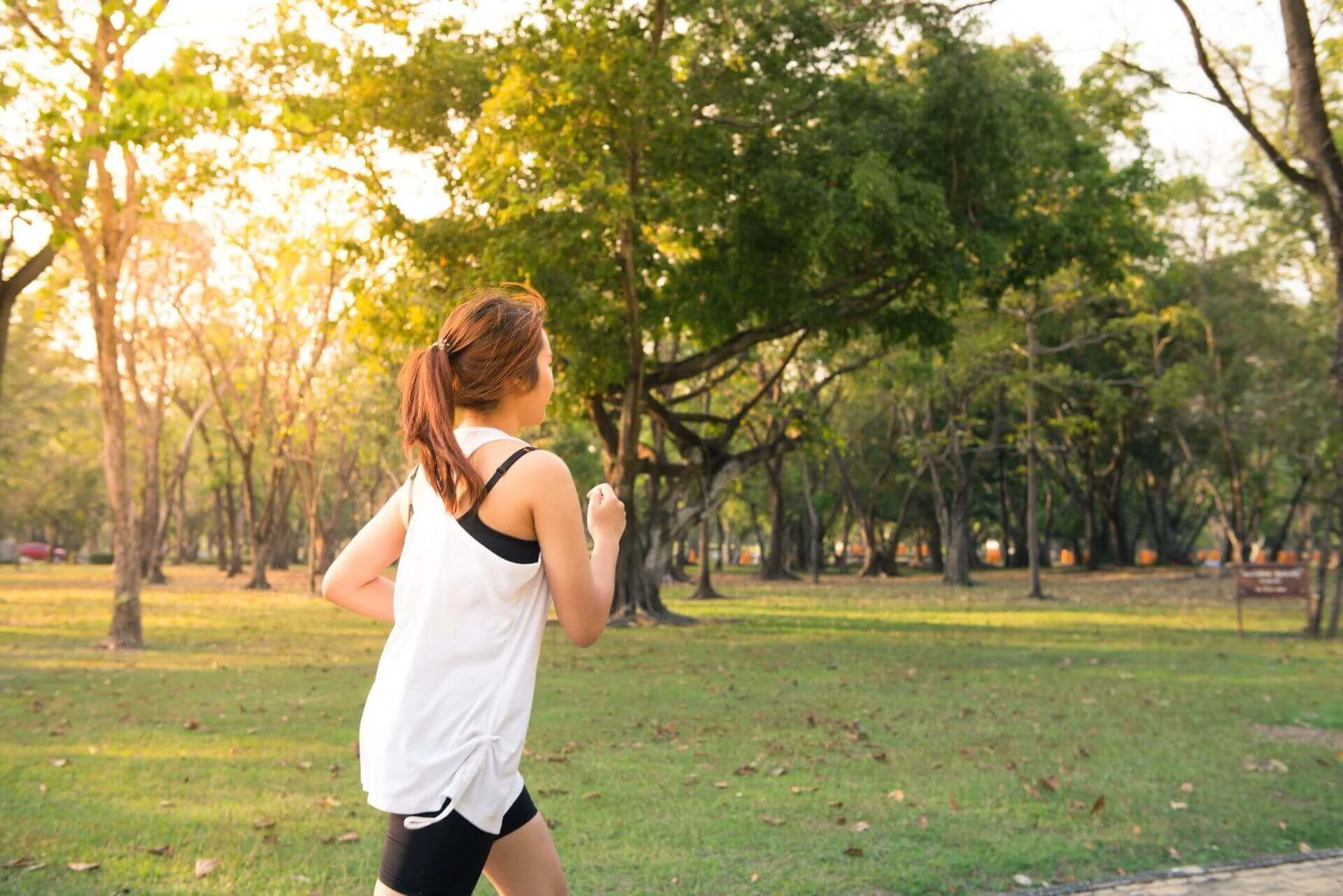 naturally-improve-sleep-morning-run