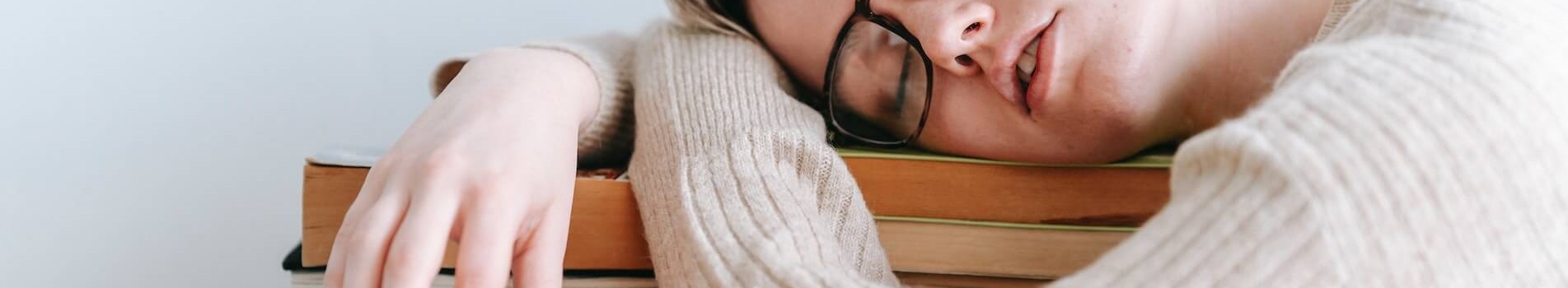 The Surprising Hazards of Napping: Debunking the Myths