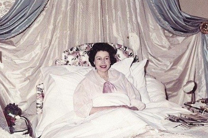 Queen Elizabeth in bed